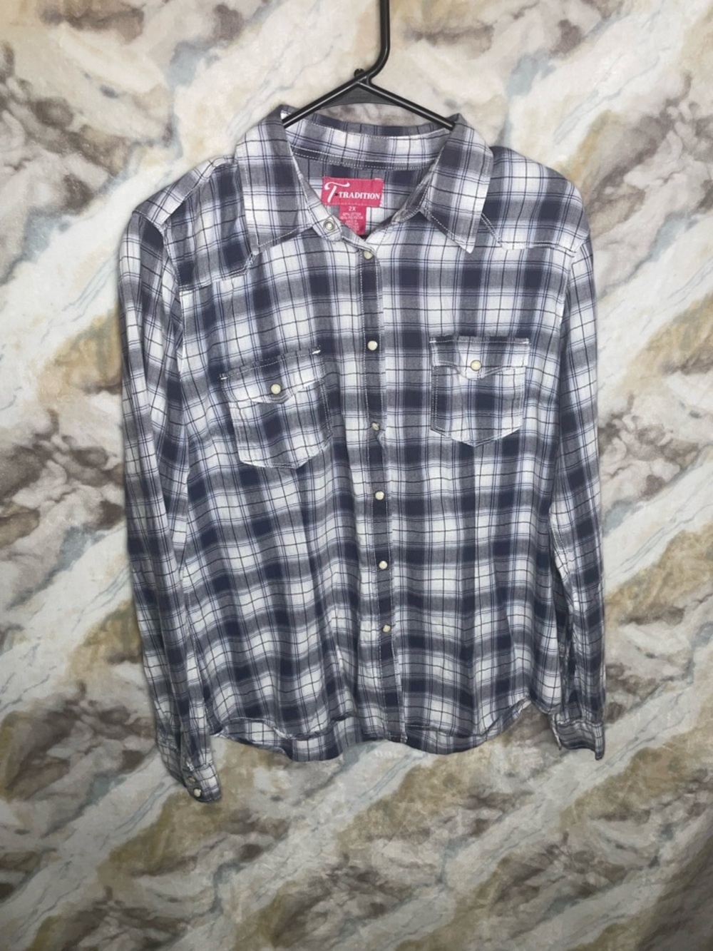 Women Navy and White Plaid Button-Up Shirt
